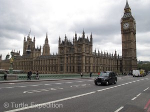 Among the hundreds of historic buildings one cannot miss Big Ben and the British Parliament.