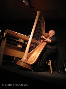 Strolling around town we notice a sign advertising a free harp concert. It was a fabulous performance by Luc Vanlaere playing several unique instruments. http://www.youtube.com/watch?v=-cDAA5XXfdQ