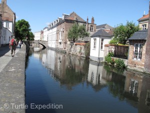 Brugge is circled and criss-crossed by peaceful canals.