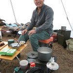 In the morning, Lee treated us to a traditional breakfast, rice-cake soup with green onions and fresh mushrooms.