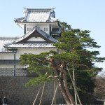 In the 16th century, the Kanazawa Castle was home to a regional lord called Daimyo. Since then it has been reconstructed and burnt down several times, the latest in 1881.