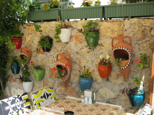 Next to the Kaş harbor, Smiley's outdoor sitting area was pleasantly decorated.