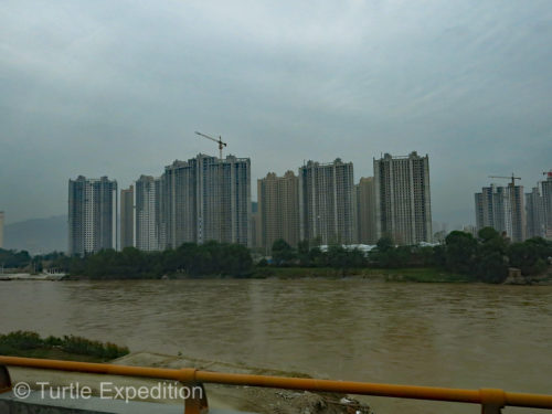 A "Phantom City" across the Yellow River.