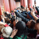 Tourists pushed to get a photo of the throne in the Hall of Central Harmony. Even Monika joined the crowd with the advantage of being a little taller.